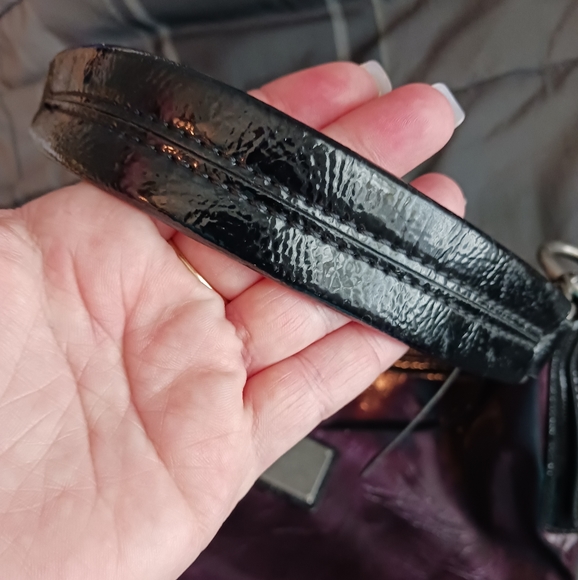 Purple Simply Vera Handbag 👜 💜 - Picture 10 of 13